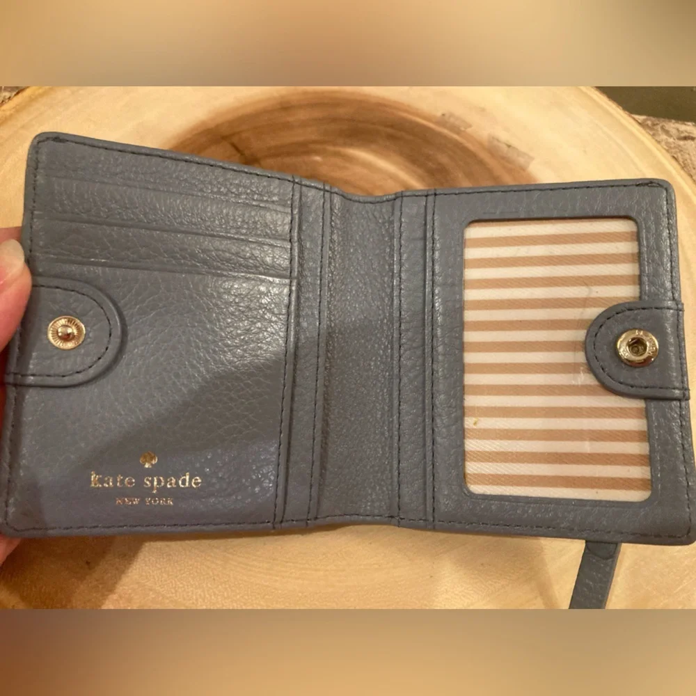 Kate Spade Jackson Small Trifold Wallet‎ Pebble Sky Blue Leather Zip